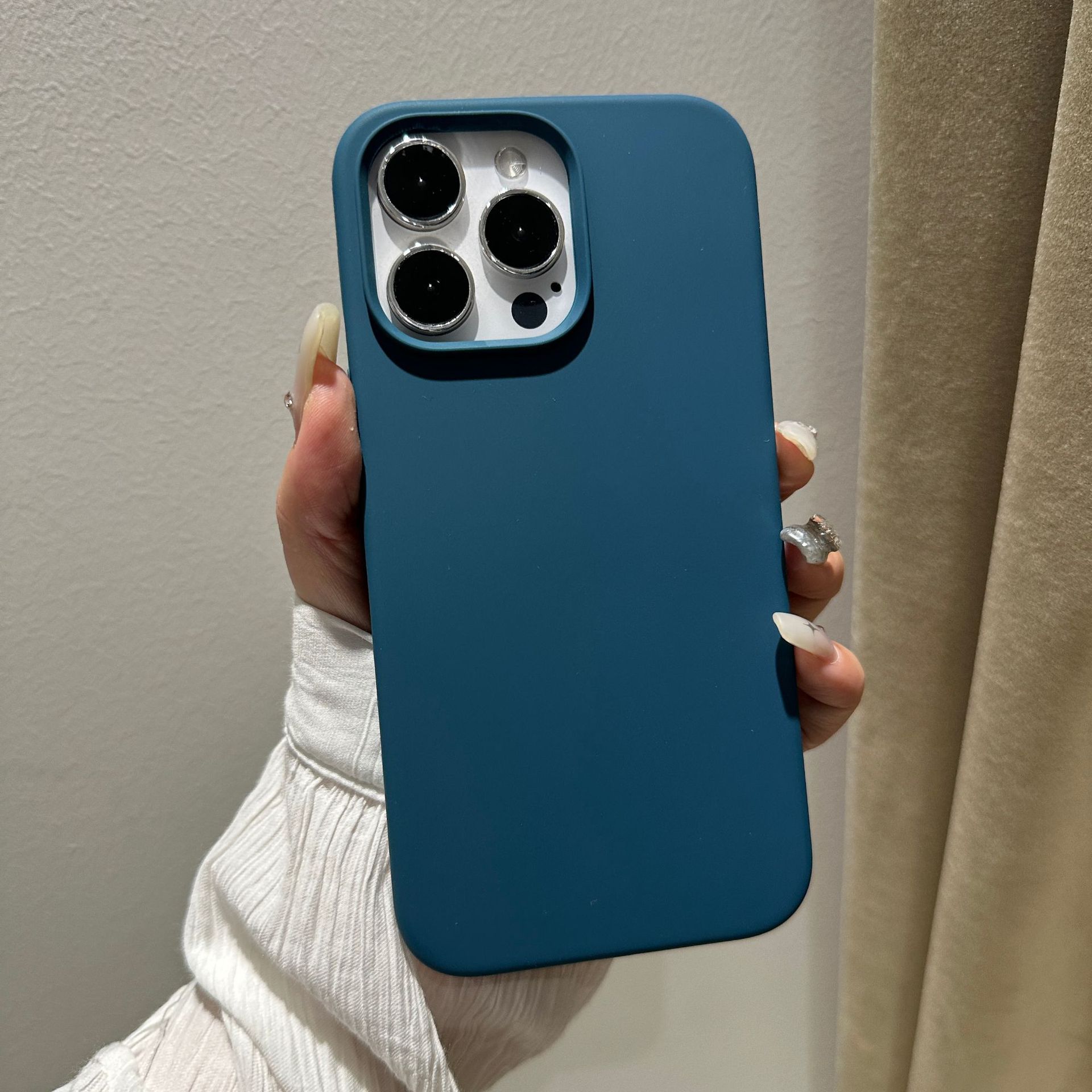 Adecuado para iphone12 funda de silicona líquida Apple 11pro piel sensación esmerilado 12max con LOGO pelusa teléfono caso