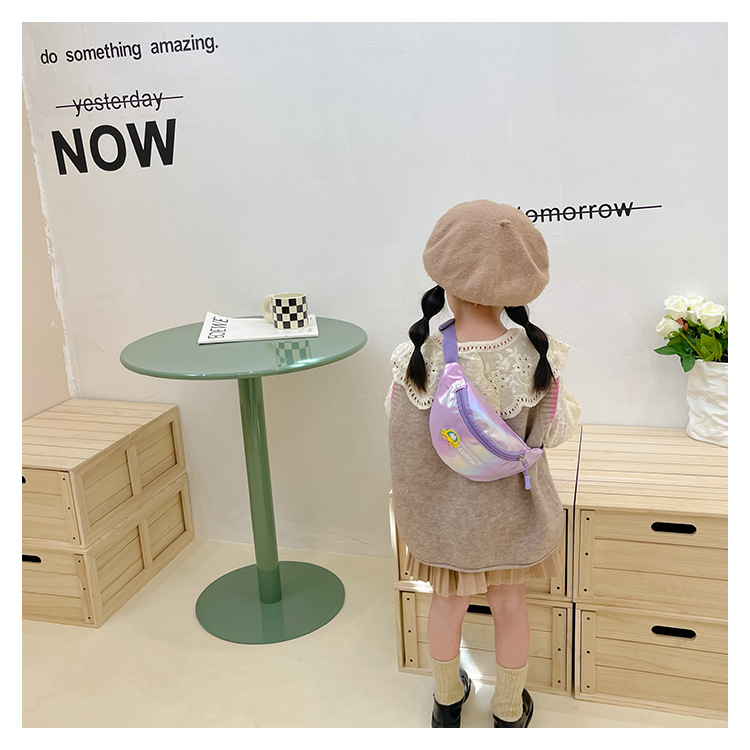 2023 New fashionable and trendy portable laser PU leather children's waist bag, crossbody small bag, sports laser chest waist bag undefined