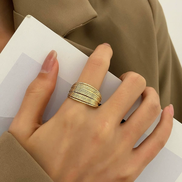 02 14K Gold K-1381
