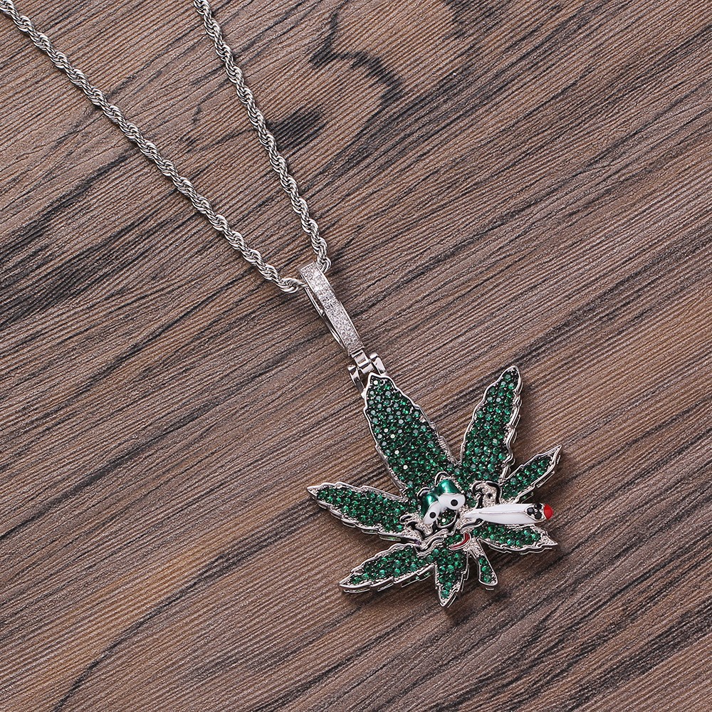 Zirconia Maple Leaf Pendant Necklace Full Diamond Cuban Chain_voghion.com