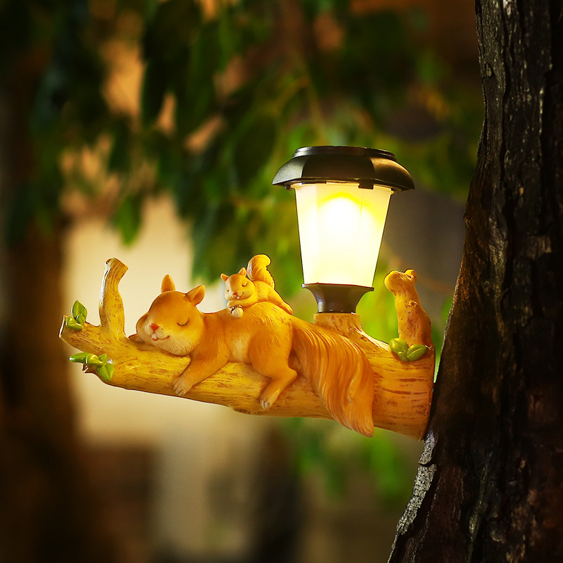 跨境户外太阳能小夜灯花园松鼠树懒挂件仿真动物园艺装饰雕塑饰品
