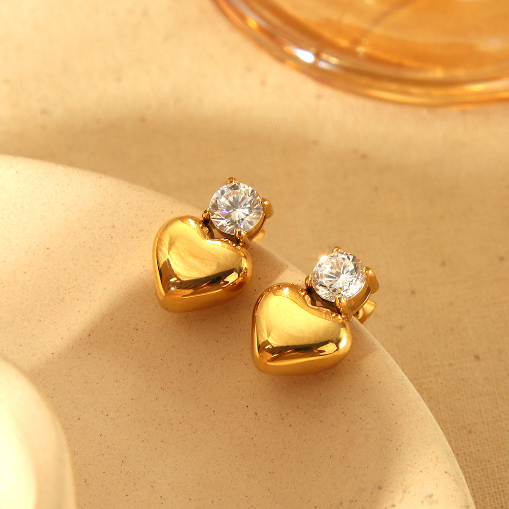 Geometric, Heart Shape Pattern 1 Pair Vintage Style Classic Style Heart Shape 304 Stainless Steel 18K Gold Plated Ear Studs