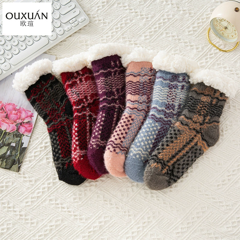 Рождественские напольные носки для взрослых женщин зимние носки домашние тапочки для сна носки покрытие для ног ковровые носки нескользящие оптом