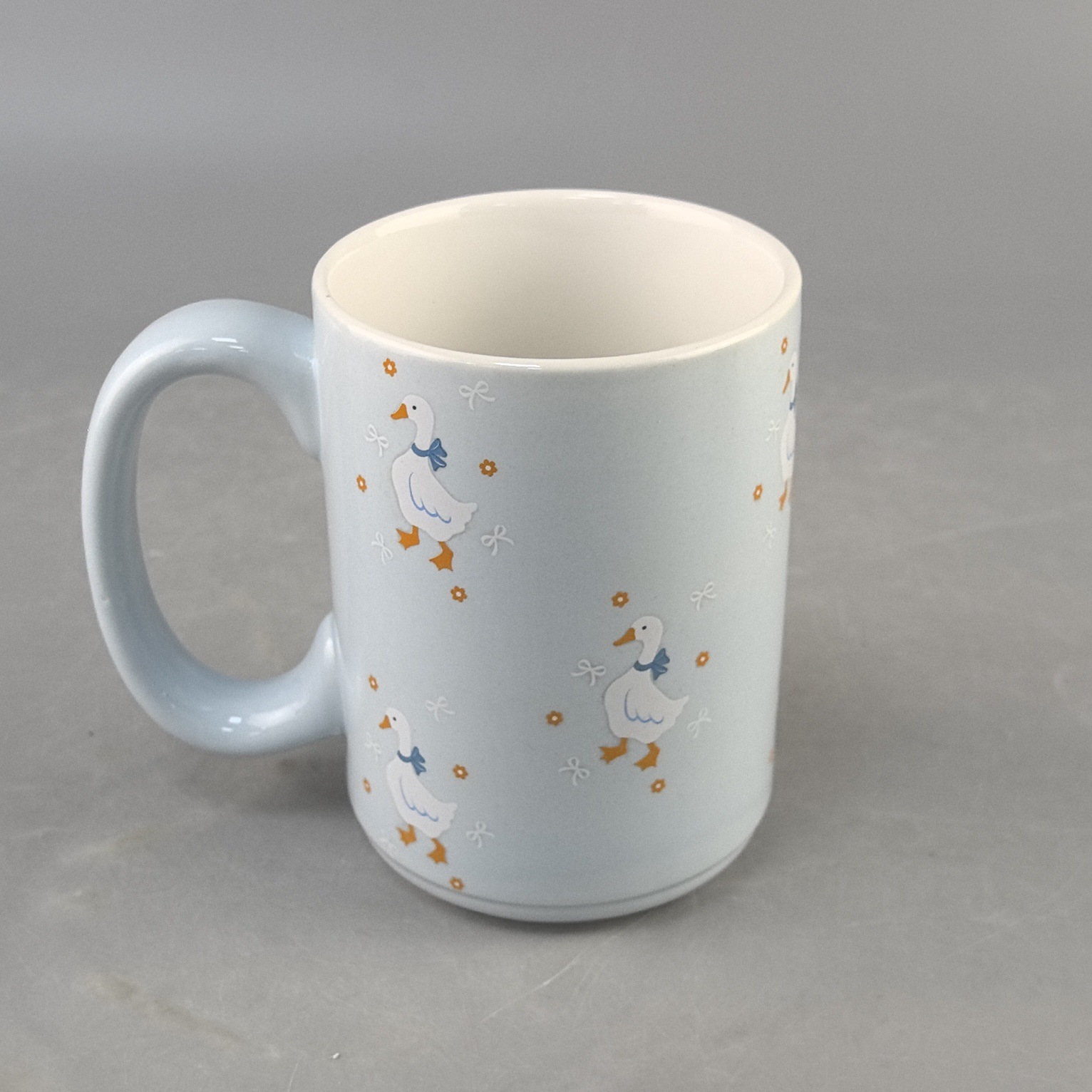 Creativo en línea encantador pato taza de cerámica ins viento alto valor familiar taza de agua de negocio regalo personal acompañante