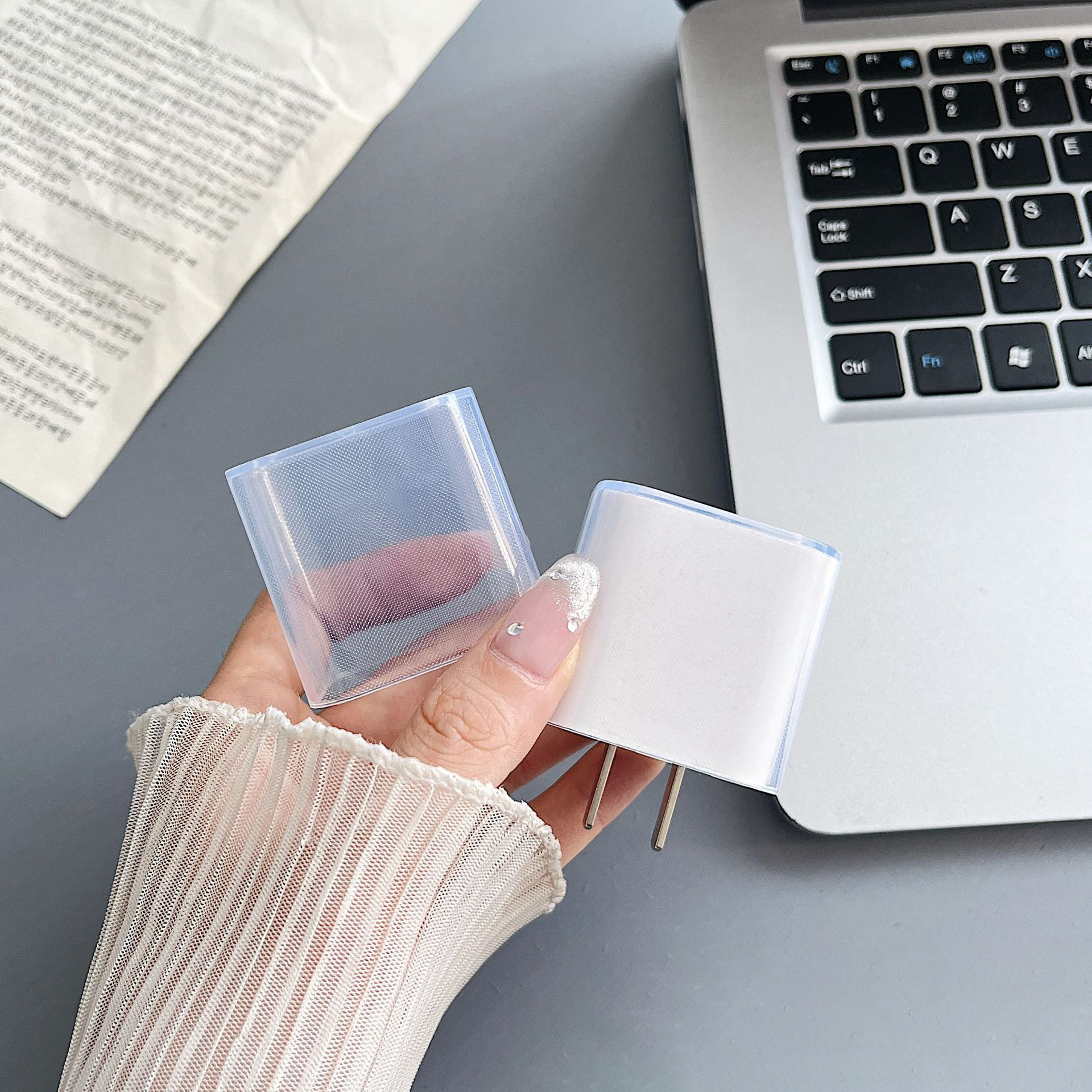 Suitable for iPhone14 Charging Cable Organizer 13pro Cable Storage Case Apple Charger Protective Cover