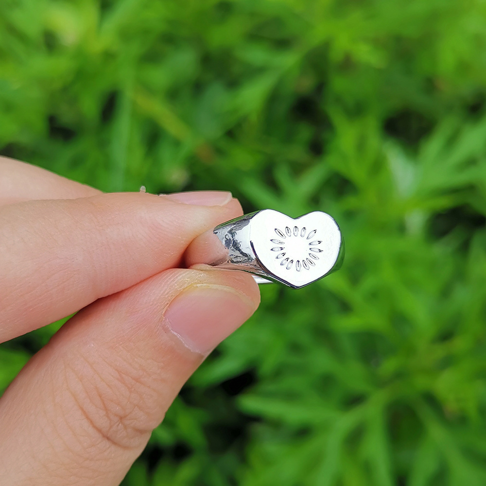 Wholesale Jewelry Metal Heart Wings Ring Nihaojewelry display picture 6