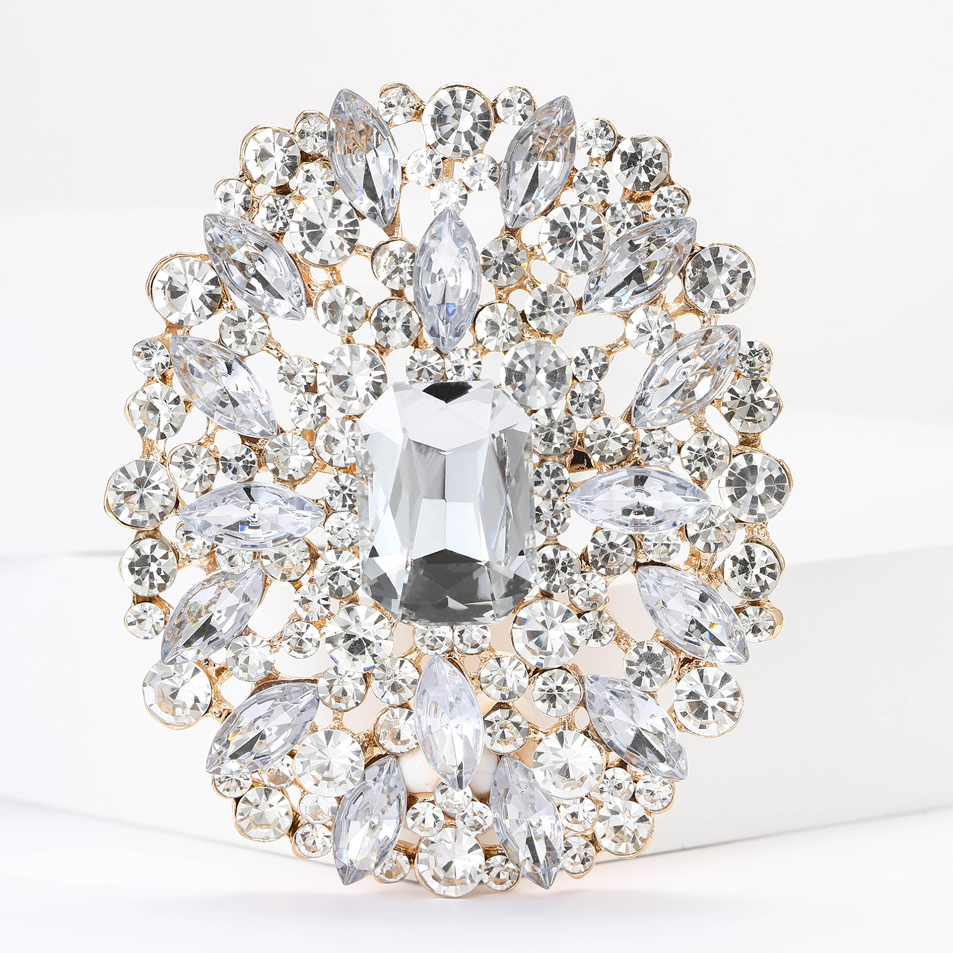 66g Weight Rhinestones Inlay Material Brooches Classification Business, Date, Cocktail Party Occasion Alloy Material Geometric Pattern All Seasons Season Women's Gender Retro Style Retro Pin Geometric Alloy Rhinestones Women's Brooches 8