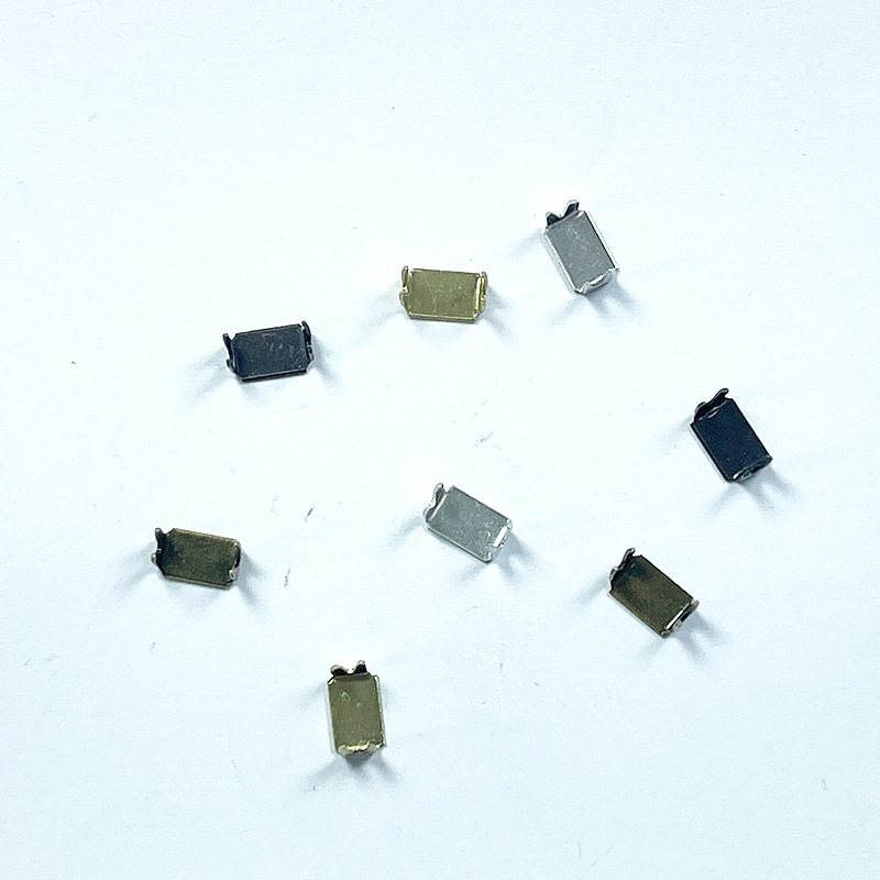 Four-corner code lower stop claw-shaped tail stop four-claw upper and lower stop claw-shaped lower stop zipper gear silver black brass bronze Four-corner code lower stop claw-shaped tail stop four-claw upper and lower stop claw-shaped lower stop zipper gear silver black brass bronze