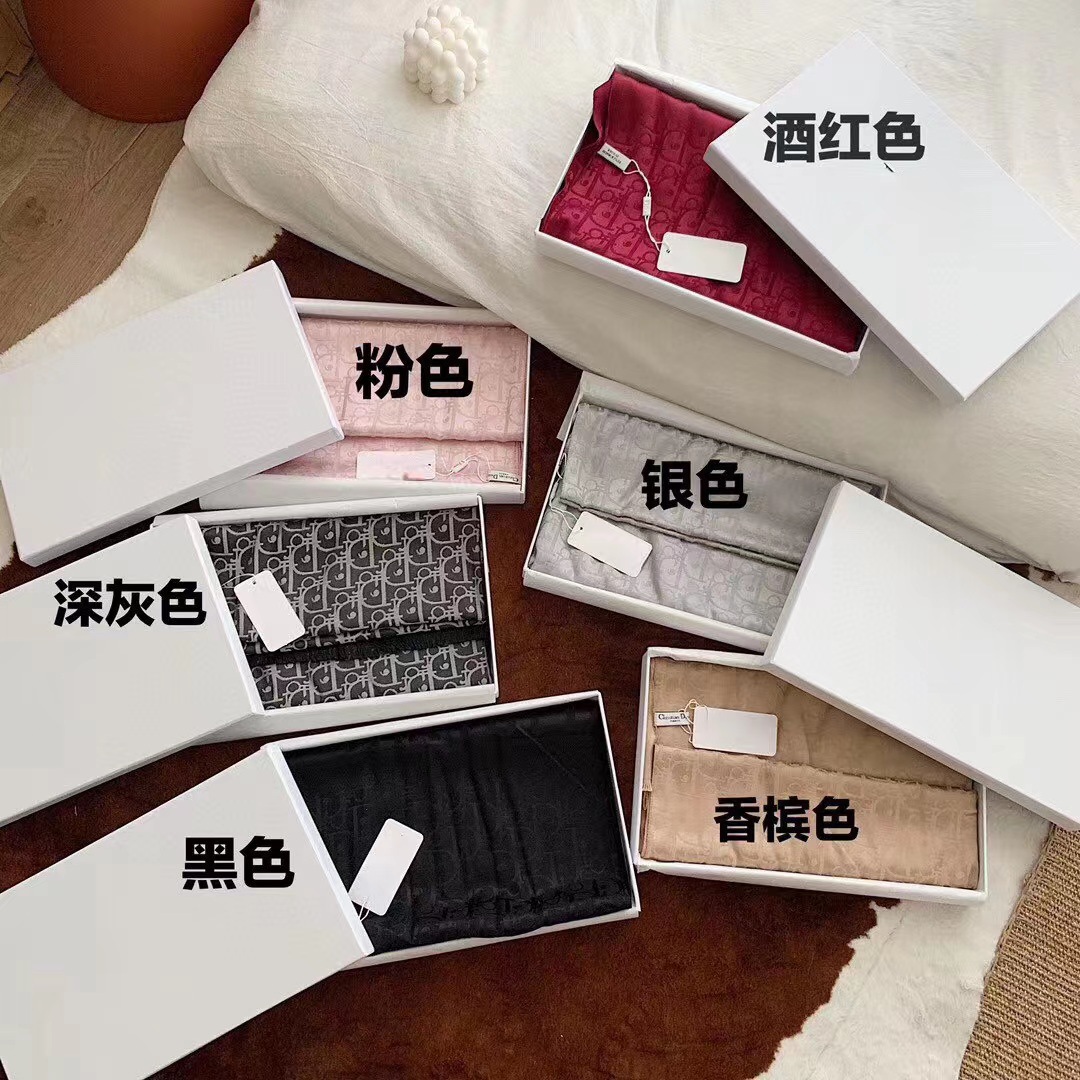 D Letter Printed Imitation Cashmere Silk Scarf Female Star Same Style Plastic Gift Box Shawl Autumn and Winter Scarf Manufacturer