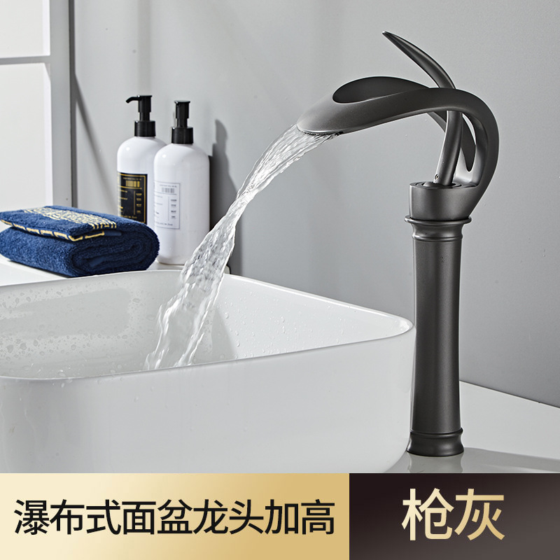 Mayor creativo de un solo agujero cascada lavabo grifo caliente y frío baño gabinete lavabo grifo cobre hogar