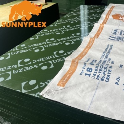 Venta directa de fábrica al por mayor de alto precio plástico resistente al desgaste plantilla de construcción madera contrachapada tablero multicapa
