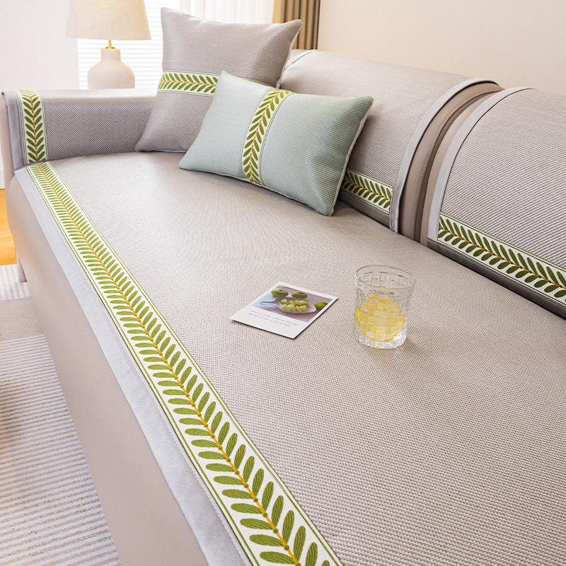 Nuevo cojín de sofá de seda de hielo, cojín fresco de verano de lujo ligero, cubierta de sofá de cuero antideslizante, cubierta de tela, cojín de alfombra de ratán de hielo fresco