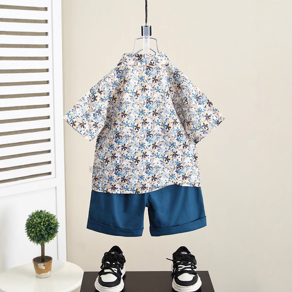 7917 Traje de verano para niños 2025 Nuevo estilo Camisa de playa floral de verano para bebés Traje de dos piezas de manga corta para niños