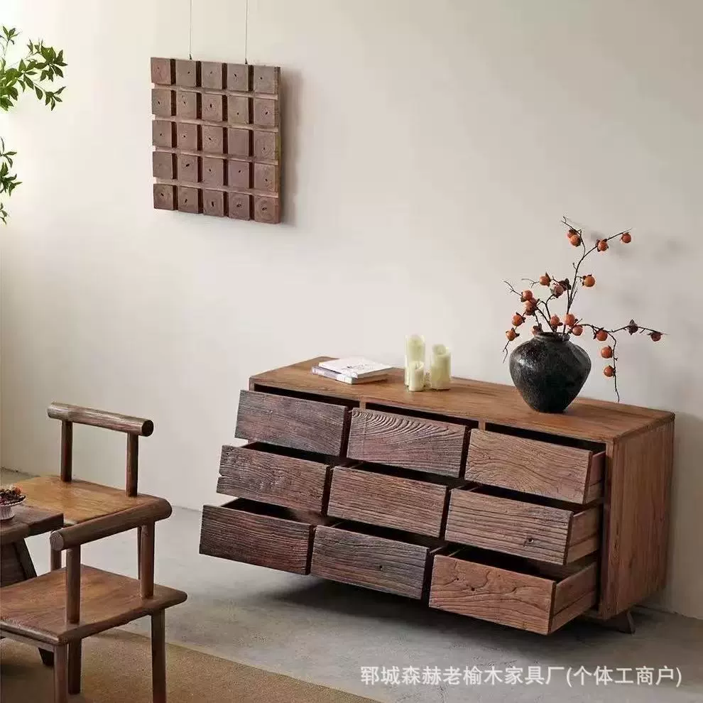 Комод из старого ольхового дерева в деревенском стиле, пристенный, состаренный, для прихожей, с дверцами под старину, тумба для хранения, массивный деревянный буфет.