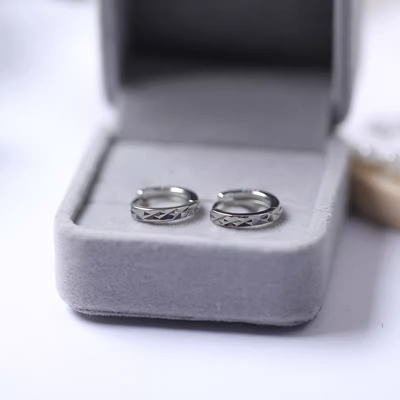 Japanese and Korean Style Light Luxury Simple Ear Buckle Ear Ring Women Ins Cold Style Niche Design Elegant Retro Earrings Earrings Wholesale