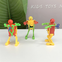 上链跳舞机器人摇摆迷你发条小玩具儿童桌面益智玩具地推小礼品