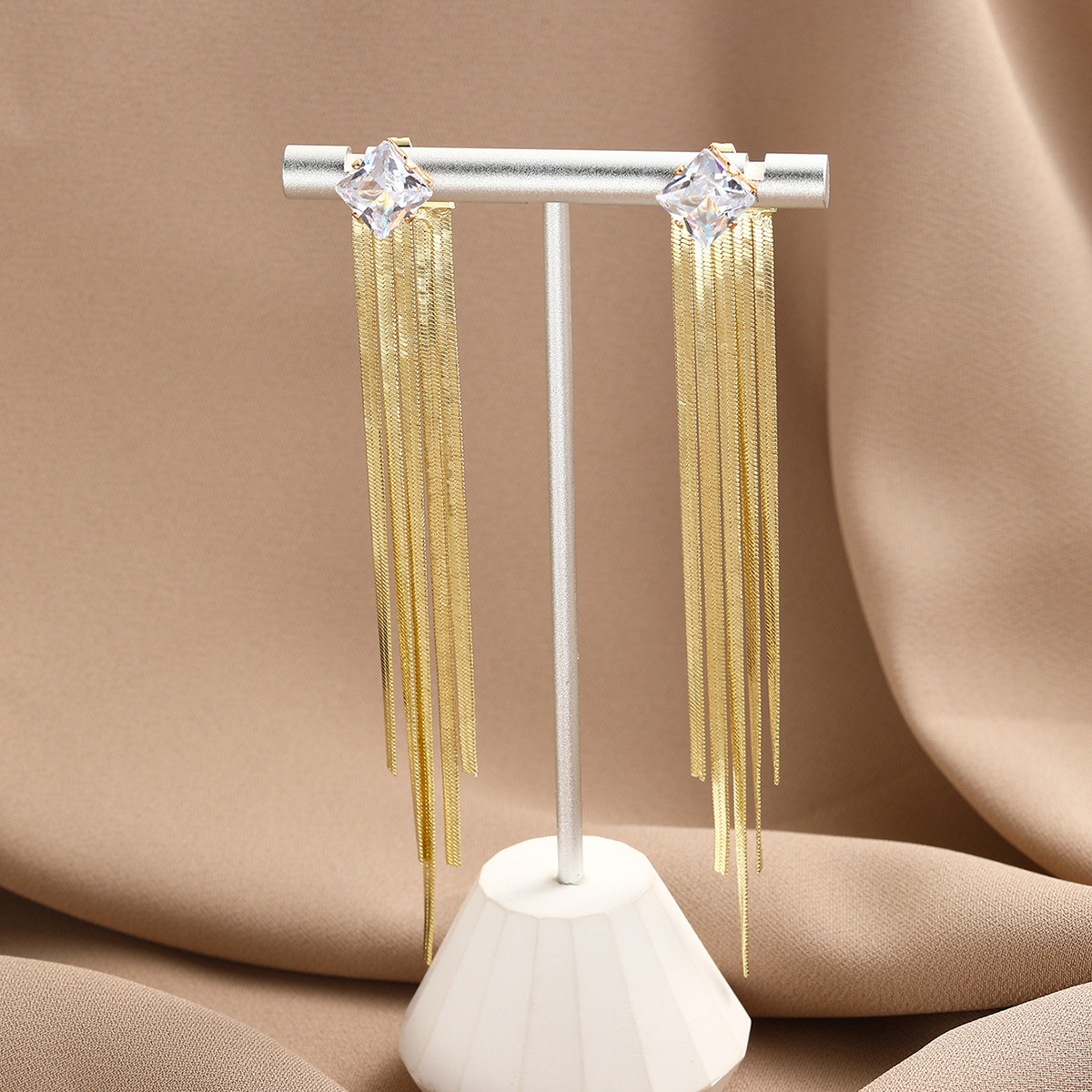 orecchini esagerati squisiti orecchini alla moda con nappe da donna vendita calda orecchini con nappe in zircone orecchini con nappe lunghi_voghion.com