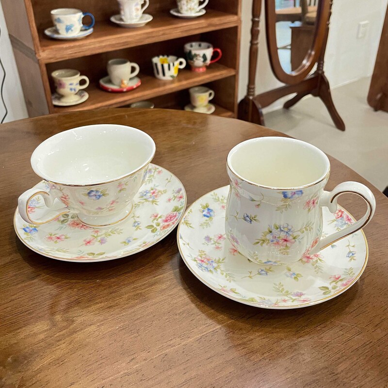 British-Style Fresh Floral Coffee Cup and Saucer, Vintage Gold-Rimmed Afternoon Tea Ceramic Cup, High-Value Tea Cup for Home Use British-Style Fresh Floral Coffee Cup and Saucer, Vintage Gold-Rimmed Afternoon Tea Ceramic Cup, High-Value Tea Cup for Home Use