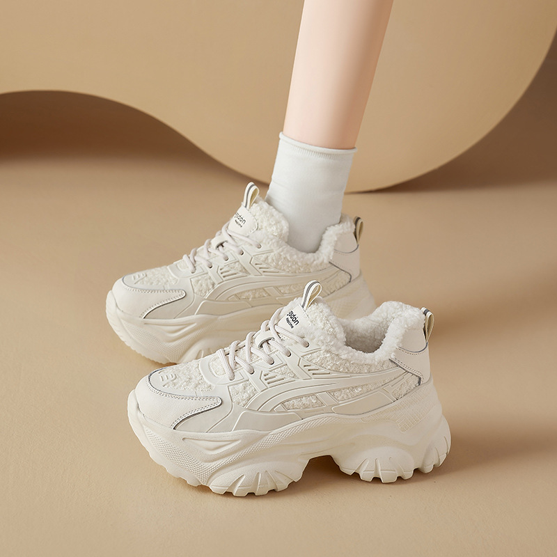 Augu Shi Deng zapatos de fondo grueso para padres y mujeres 2026 nueva primavera deportes blancos de cordero de cachemira zapatos de carrera casuales gruesos