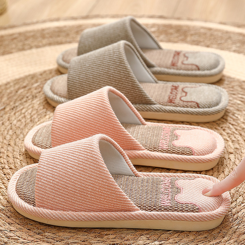 Large Size Linen Slippers for Men's Home Spring & Fall Seasons Cotton and Linen Home Household Silent Indoor Fabric Slippers for Women Wholesale