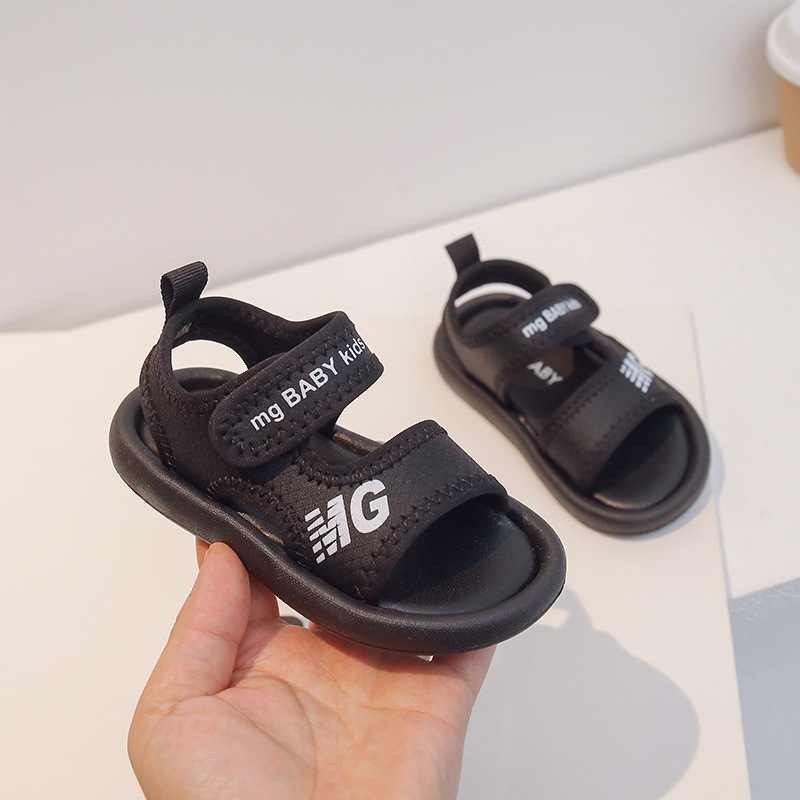 Versione coreana di sandali spessi casual, scarpe da bambino con suola morbida da spiaggia per ragazzi e ragazze, scarpe per bambini estive 2023_voghion.com