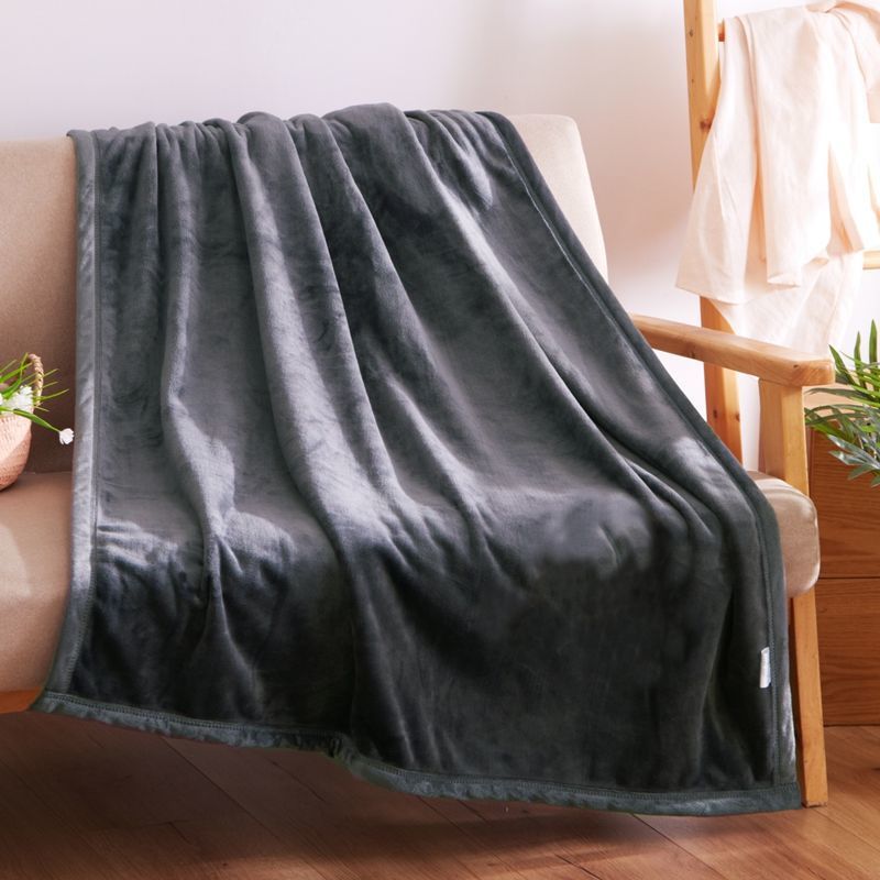 Small blanket wholesale Office Siesta Single Noon break quilt Flannel Coral blanket summer sofa