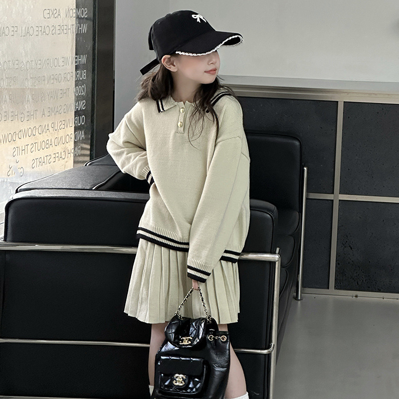 소녀의 2024 대학 스타일 게으른 폴로 칼라 스웨터 높은 허리 스커트 세트 플리츠 스커트 세트 트렌디