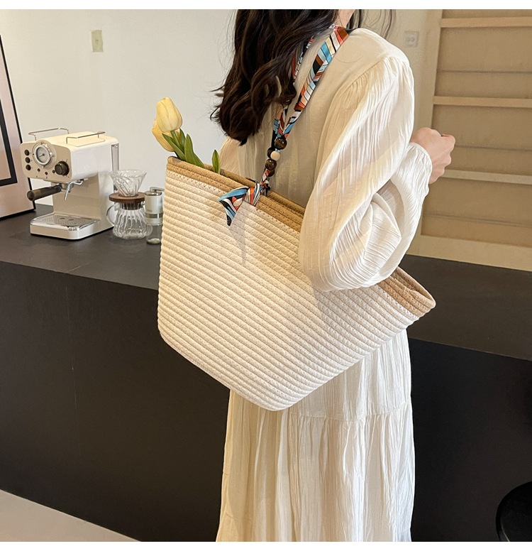 Women's Large Straw Solid Color Vintage Style Open Shoulder Bag display picture 10