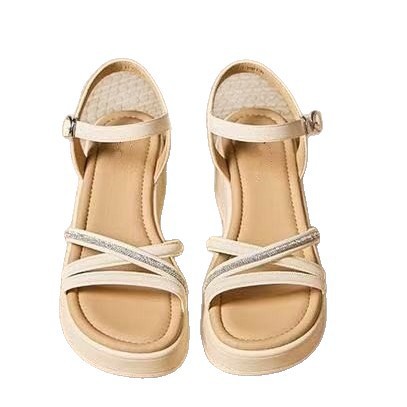 Super suave moda diamante de hadas viento para aumentar la altura sandalias mujeres 2026 nuevo verano con suela gruesa con falda zapatos de playa versátiles