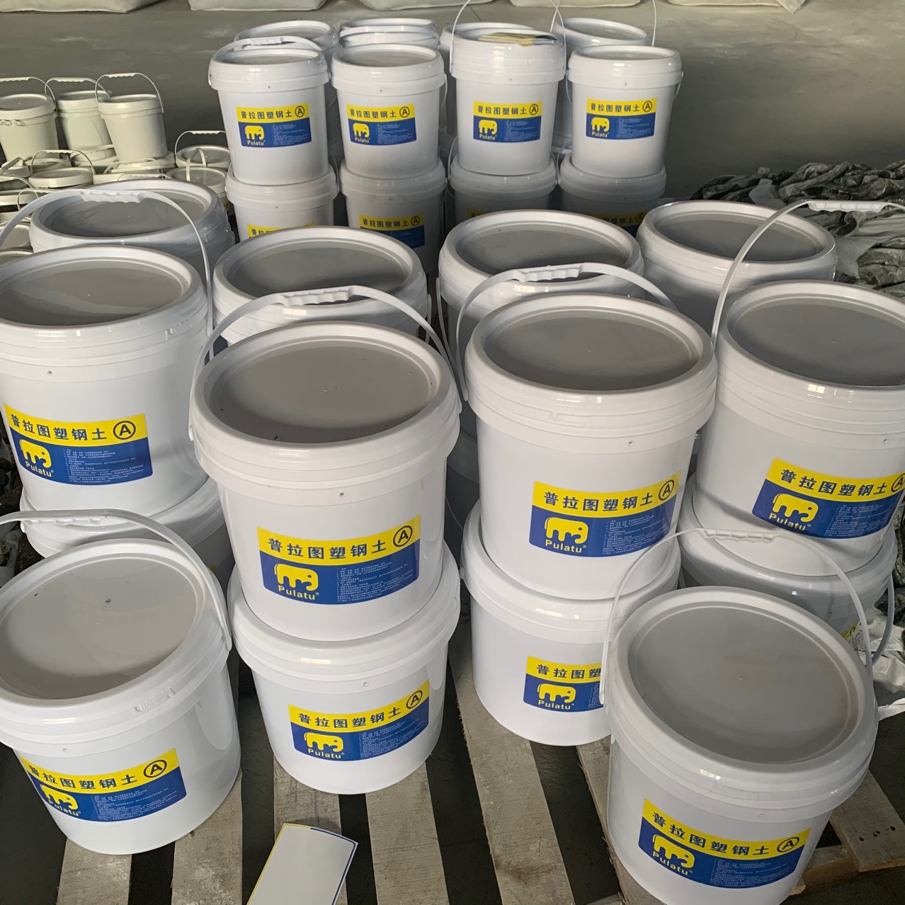 陶瓷修补塑钢泥陶瓷塑钢土AB桶装塑钢土桶装塑钢泥