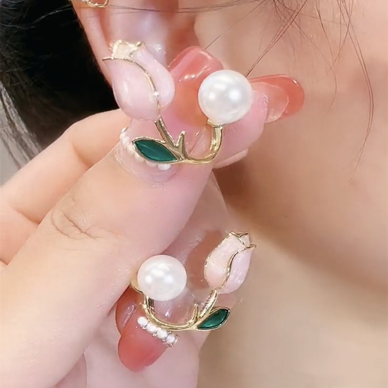 1 Pair Sweet Flower Plating Imitation Pearl Alloy Ear Studs display picture 4