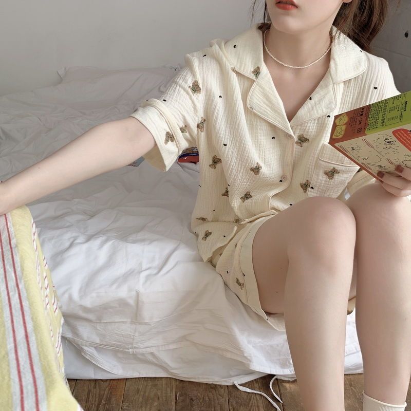 夏の新型insパジャマ女性の甘いシンプルなネット赤半袖半ズボンのゆるい薄いタイプのカジュアルな家庭服セット|undefined