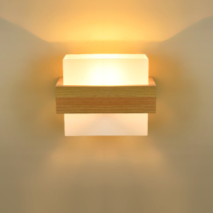 Modern Simple led Wooden Wall Lamp Bedroom Bedside Lamps Japanese Style Creative Study Living Room Balcony Staircase Lamp
