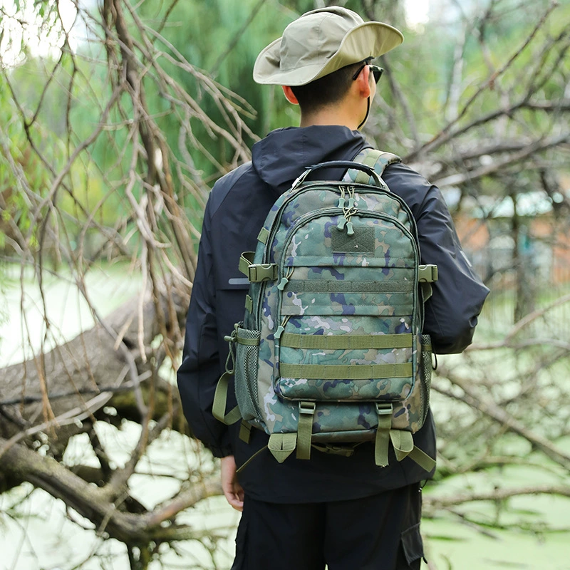 Camouflage capacious backpack outside climbing, tactics waterproof bag for traveling