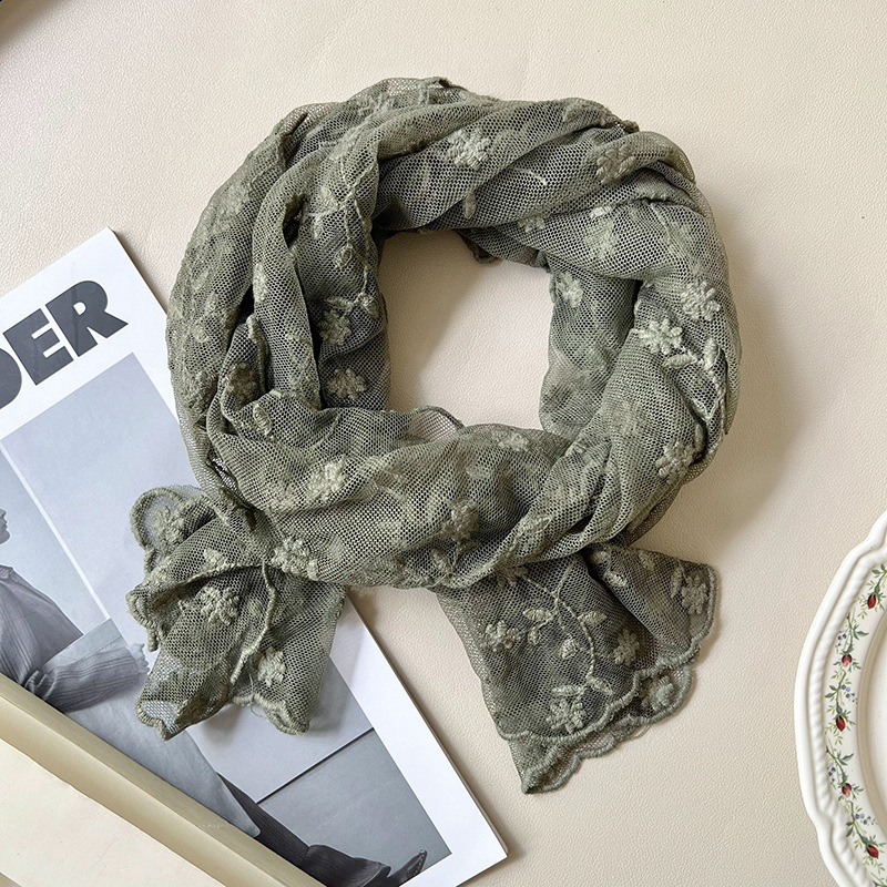 2025 bufandas de punto mujeres nuevas pequeñas delicadas industrias pesadas bordadas de encaje bordadas bufandas de seda larga bufandas al por mayor