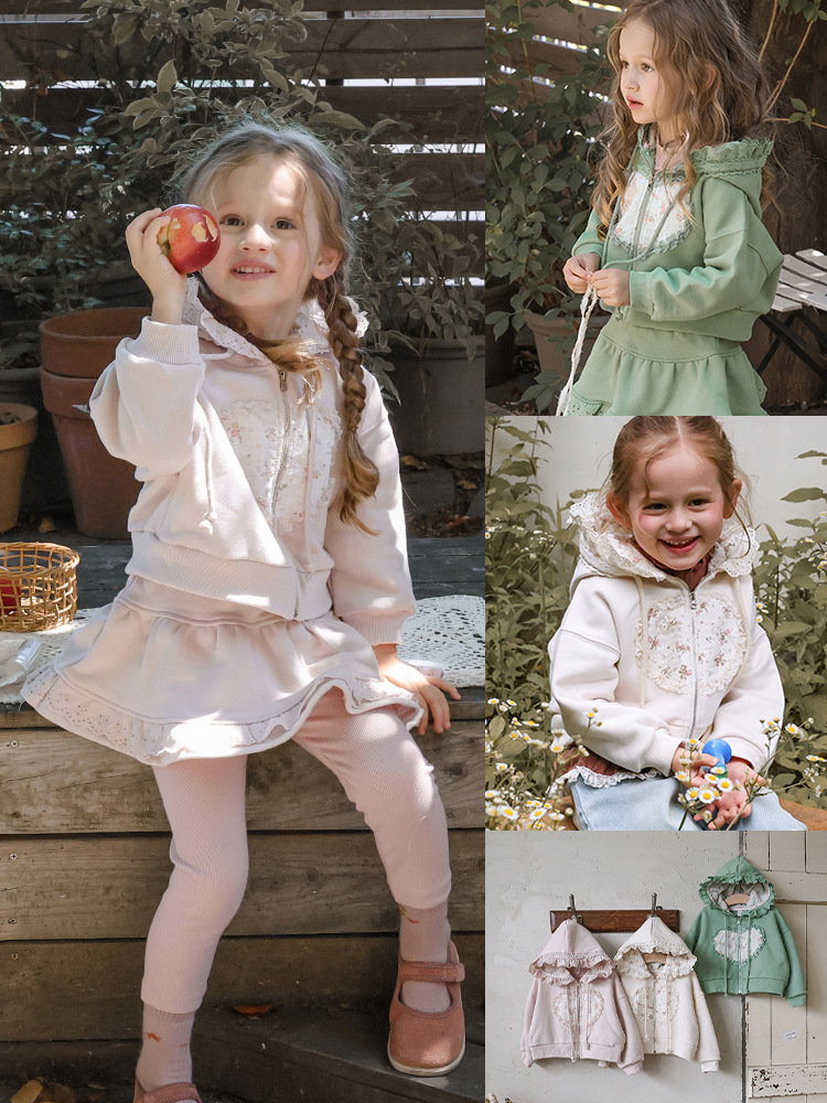 Autumn children's strawberry