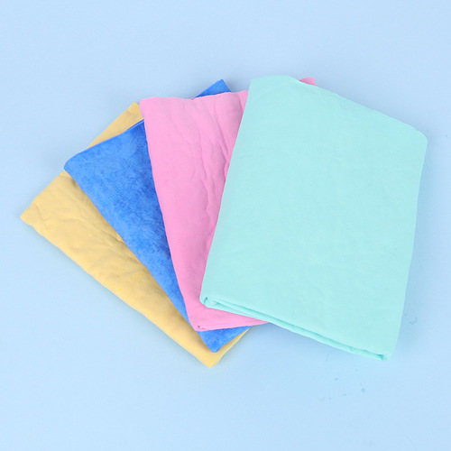 Factory direct supply of pet towels, imitation deerskin towels, quick-drying and water-absorbent, wholesale pet bathing towels with buckets