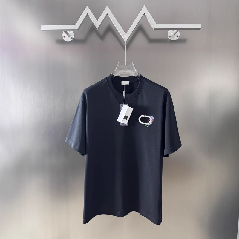 In-Stock 2025 Early Spring Floral Letter Cd Embroidery Short-Sleeve T-Shirt Men's Top Lululemon Men's T-Shirt Miu Miu In-Stock 2025 Early Spring Floral Letter Cd Embroidery Short-Sleeve T-Shirt Men's Top Lululemon Men's T-Shirt Miu Miu