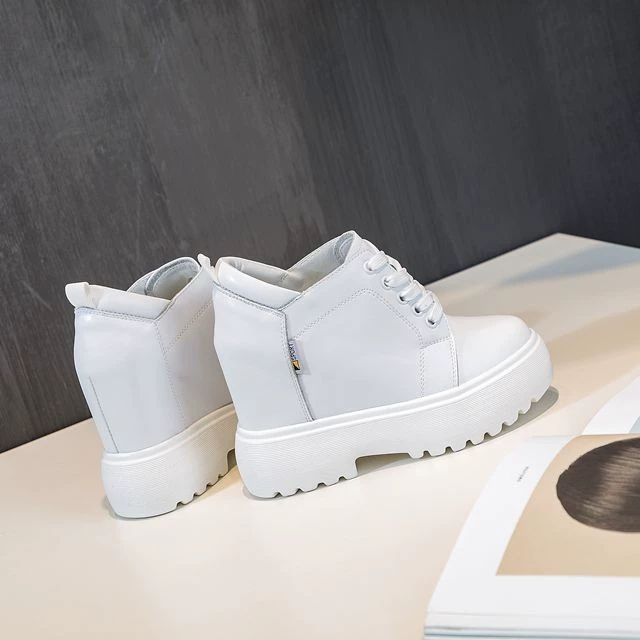 Повседневная Белая обувь из натуральной кожи со скрытым увеличением роста, женская обувь на платформе, супер высокая, корейский стиль, похудение, длина ноги, увеличение, Новинка