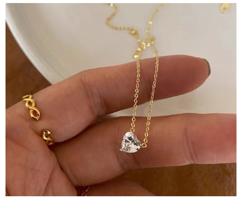 Pendant Necklace Classification 925 sterling silver Chain Material 1 Piece Quantity 925 Sterling Silver Rhinestones Inlay Heart Shape Pendant Necklace