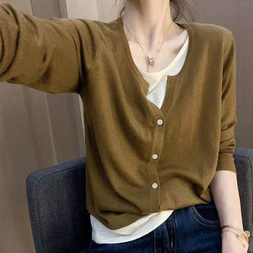Fake two-piece V-neck sweater for women's autumn new loose slimming shirt, long-sleeved pullover, bottoming shirt