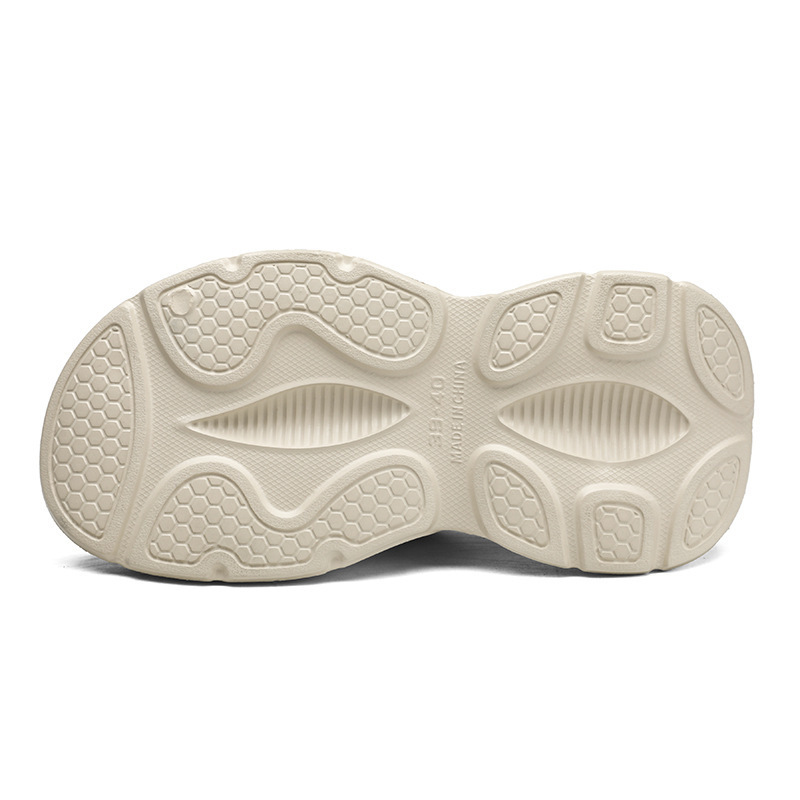 2024 nuevas zapatillas para hombres de verano tendencia de usar al aire libre sensación de mierda juvenil sandalias de playa de doble propósito