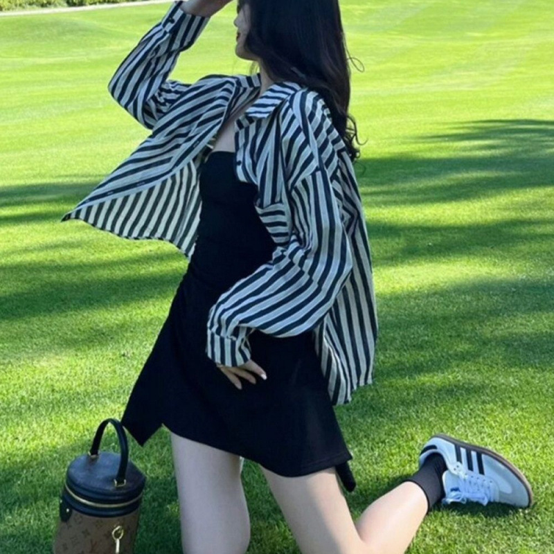 开春季网红炸街减龄绝美法式条纹衬衫配抹胸连衣裙两件套装女|undefined