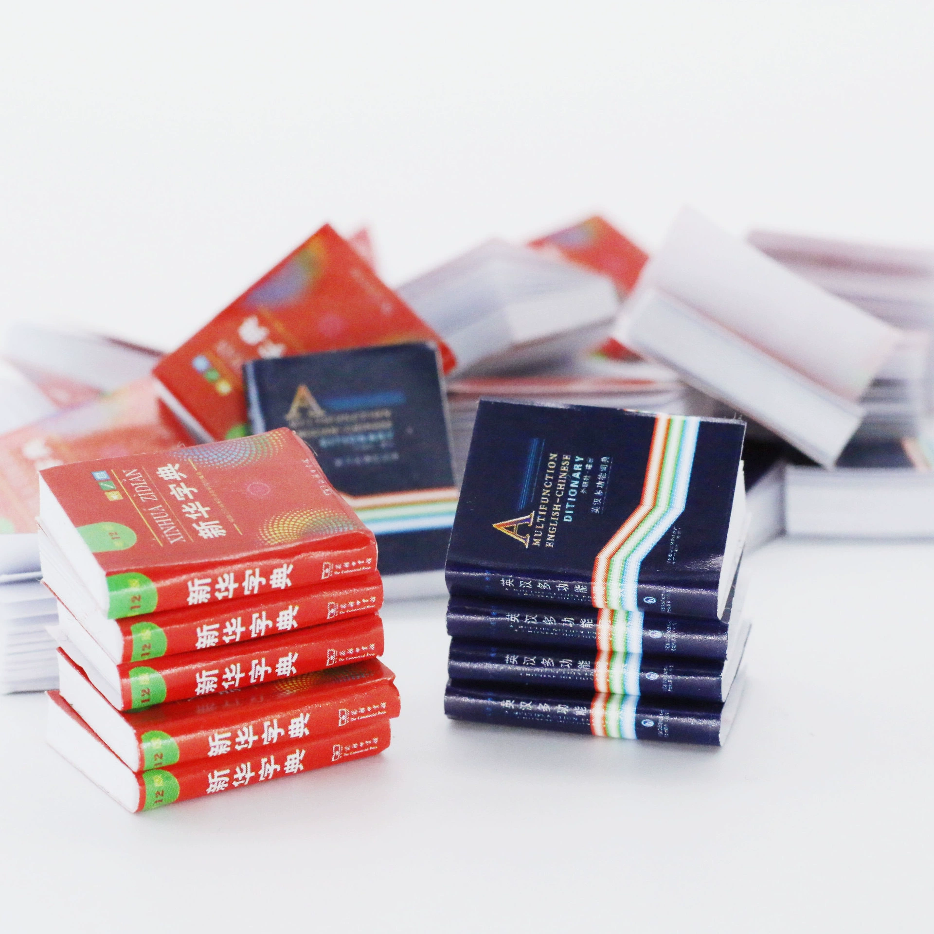 Еда Играть Игрушки Миниатюрный кукольный домик Украшение Мини-словари Xinhua Моделирование Аксессуары для классных комнат