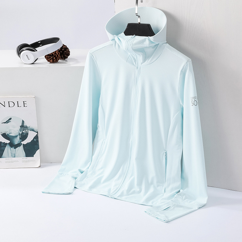 2023 nueva ropa de piel para hombres al aire libre ropa de protección solar pareja ropa de protección solar encapuchada mujer chaqueta de sombrilla de verano