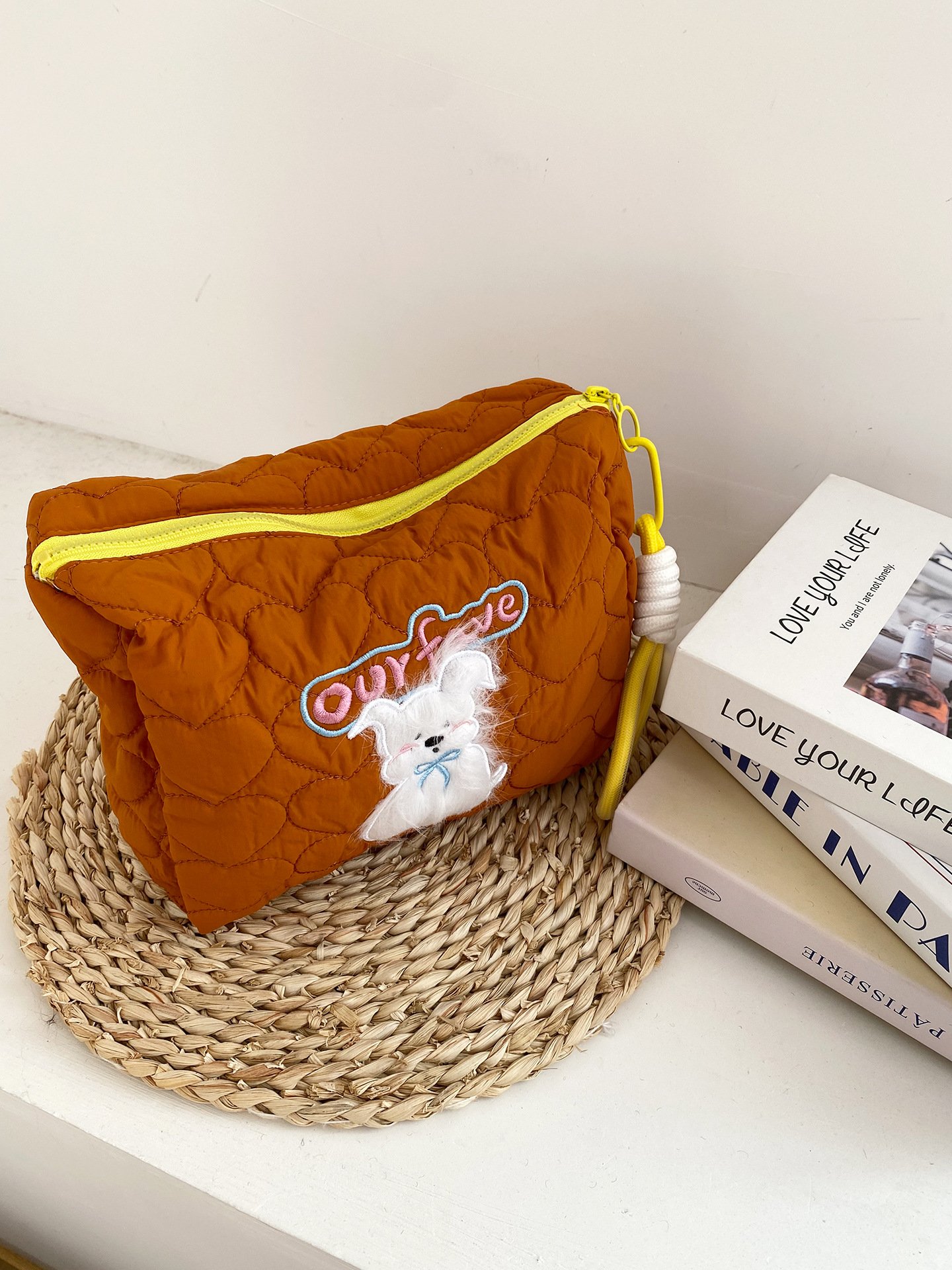 Bolsa de almacenamiento portátil de peluche para perros bordados lindos dulces amor bolsas de maquillaje de acolchetes portátiles de gran capacidad