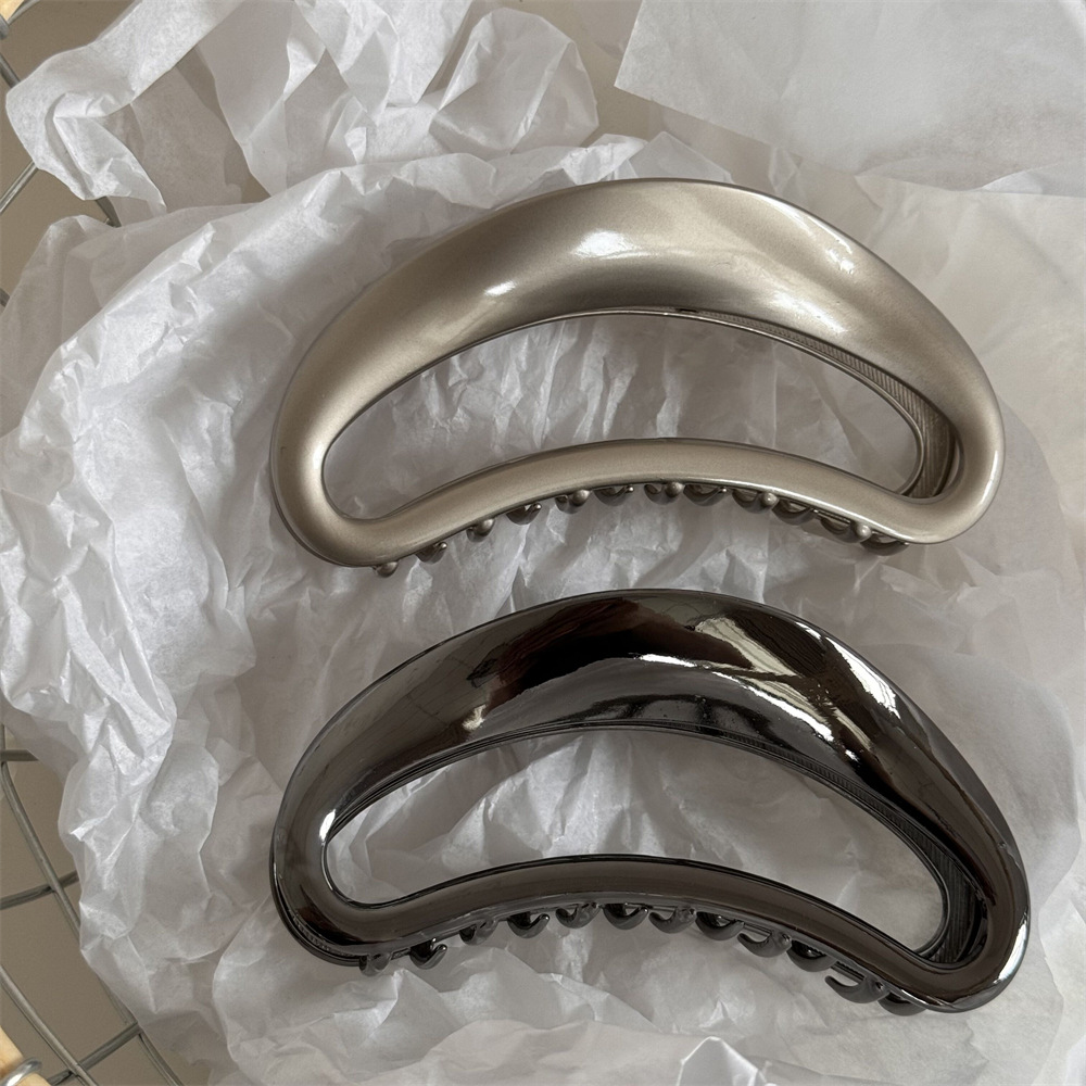 Alloy Material Women's Simple Style Classic Style Solid Color Alloy Hair Claws