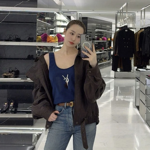 25�����¿�ᘿ����o�䱳������Ů��ĸYS�̽�logo