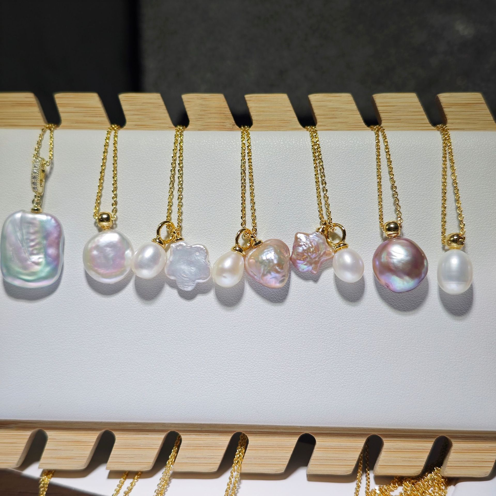 18K Gold Ins French Baroque Real Pearl Necklace Women's Perfume Bottle Bean Clavicle Chain Draisable