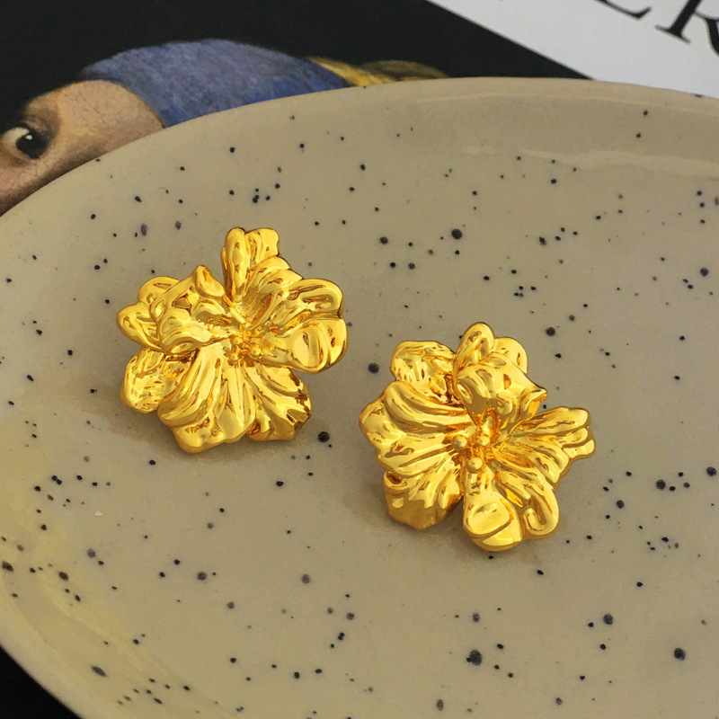 Fashion Flower Copper Ear Studs Plating Copper Earrings